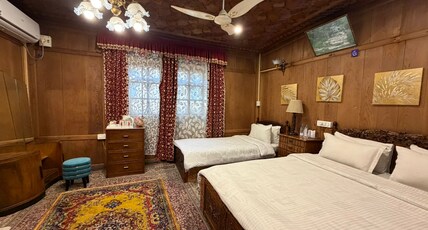 Pride Group of House Boats Room Type - Deluxe Room