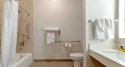 Best Western Plus Pleasanton Hotel Room Type - Suite-1 King Bed, Mobility Accessible, Communication Assistance, Bathtub, Sofabed, Non-Smoking, Full Best Western Plus Pleasanton Hotel Room Type - Suite-1 King Bed, Mobility Accessible, Communication Assistance, Bathtub, Sofabed, Non-Smoking, Full