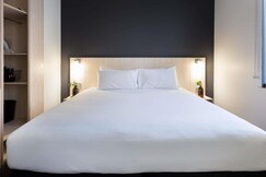 ibis Sydney Barangaroo Hotel