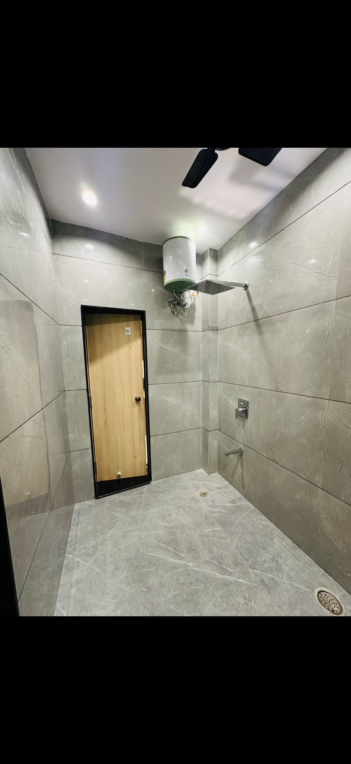 Mg Apartment (2bhk luxurious flat) - Tap to explore photos