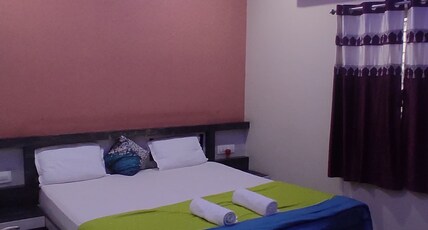 Starlight Homestay Hampi Room Type - Deluxe AC Room-1