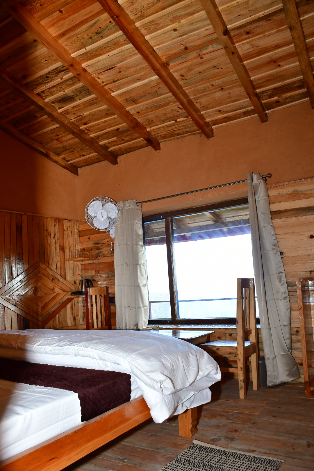 Stonewood Homestay - Tap to explore photos