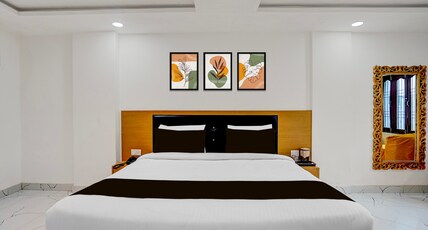 Super Hotel O BHU Road Formerly Yug Residency Room Type - Classic