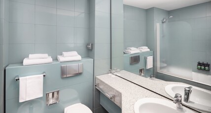 Crowne Plaza Milan - Linate Room Type - 1 King Standard