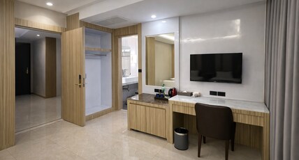 Palette Bangkok Airport Hotel Room Type - Deluxe Double