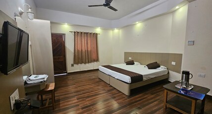 Hotel Padmini International Room Type - Royal Padmini Room