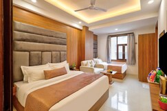 Hotel Elysian