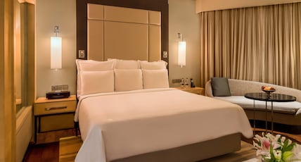 JW Marriott Mumbai Juhu Room Type - 1 King Bed, Executive Lounge Access, 1-Bedroom Apartment JW Marriott Mumbai Juhu Room Type - 1 King Bed, Executive Lounge Access, 1-Bedroom Apartment