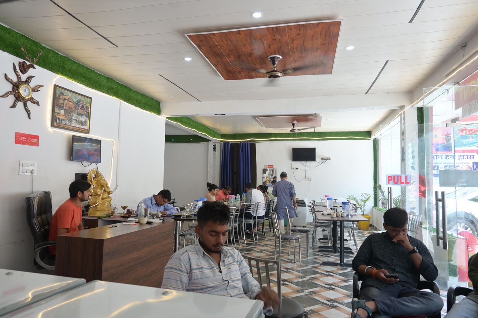 Main gallery