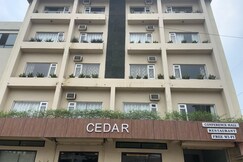 Hotel Cedar