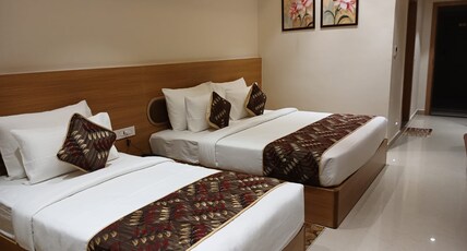 The Grand Sita Room Type - Family Room with King Bed