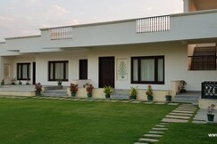 Devraj Villa By Fourkeys Hospitality