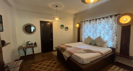 Deodar Bungalow & Cottage by Trikone Room Type - Room 6: Deluxe Room with Garden View