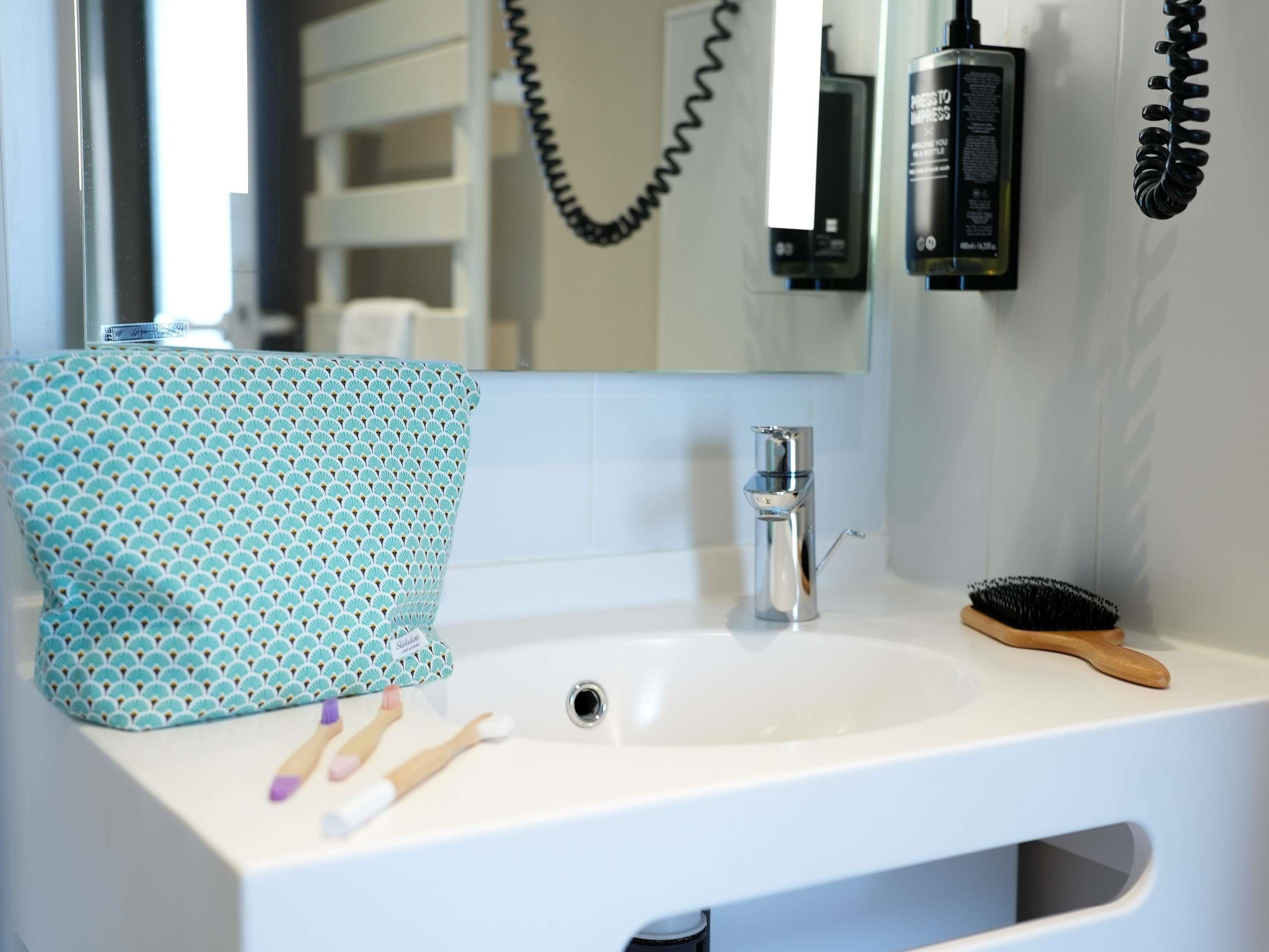 ibis Styles Quimper - Tap to explore photos