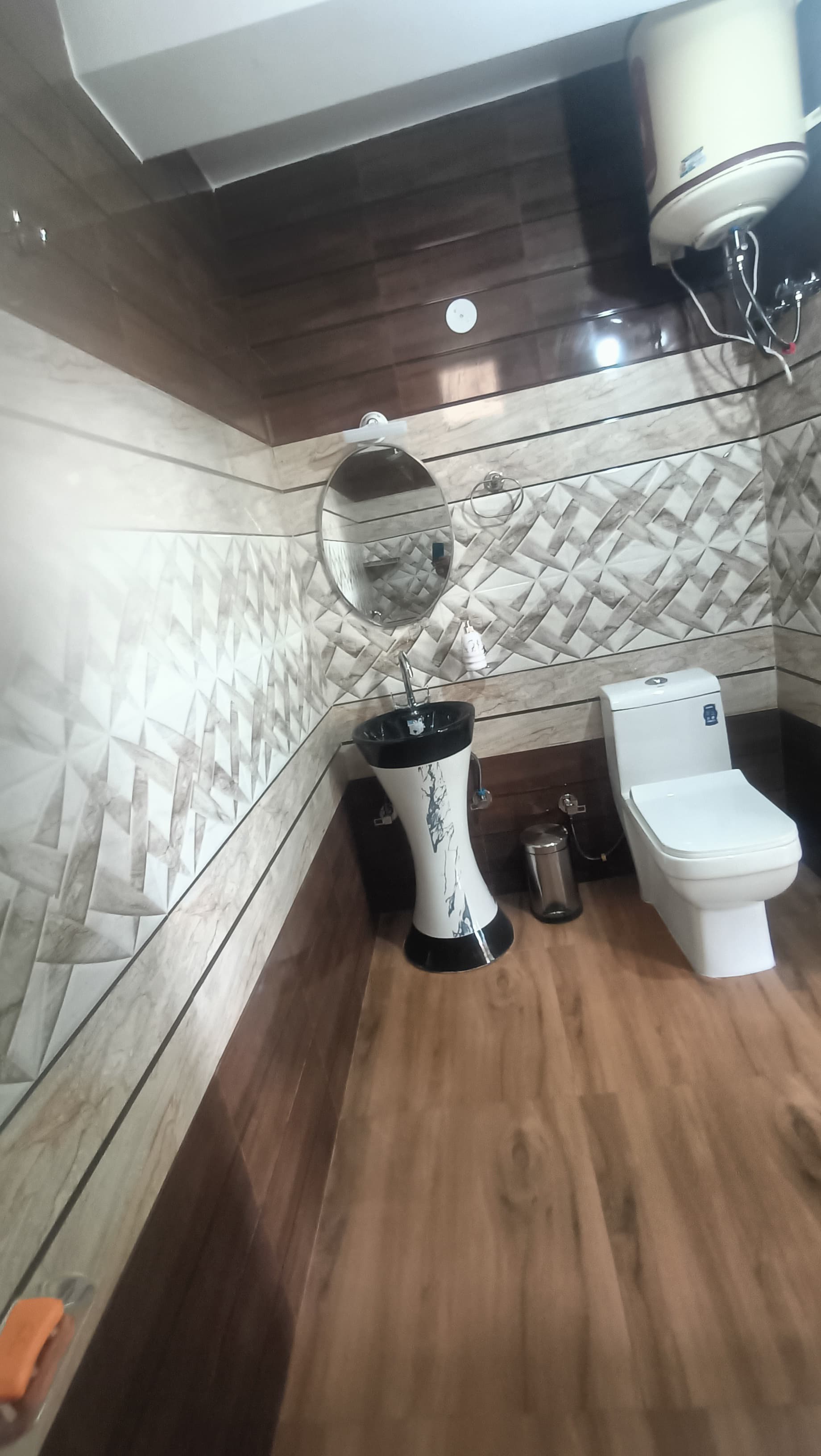 Noorani Hills Home Stay 2 BHK - Tap to explore photos