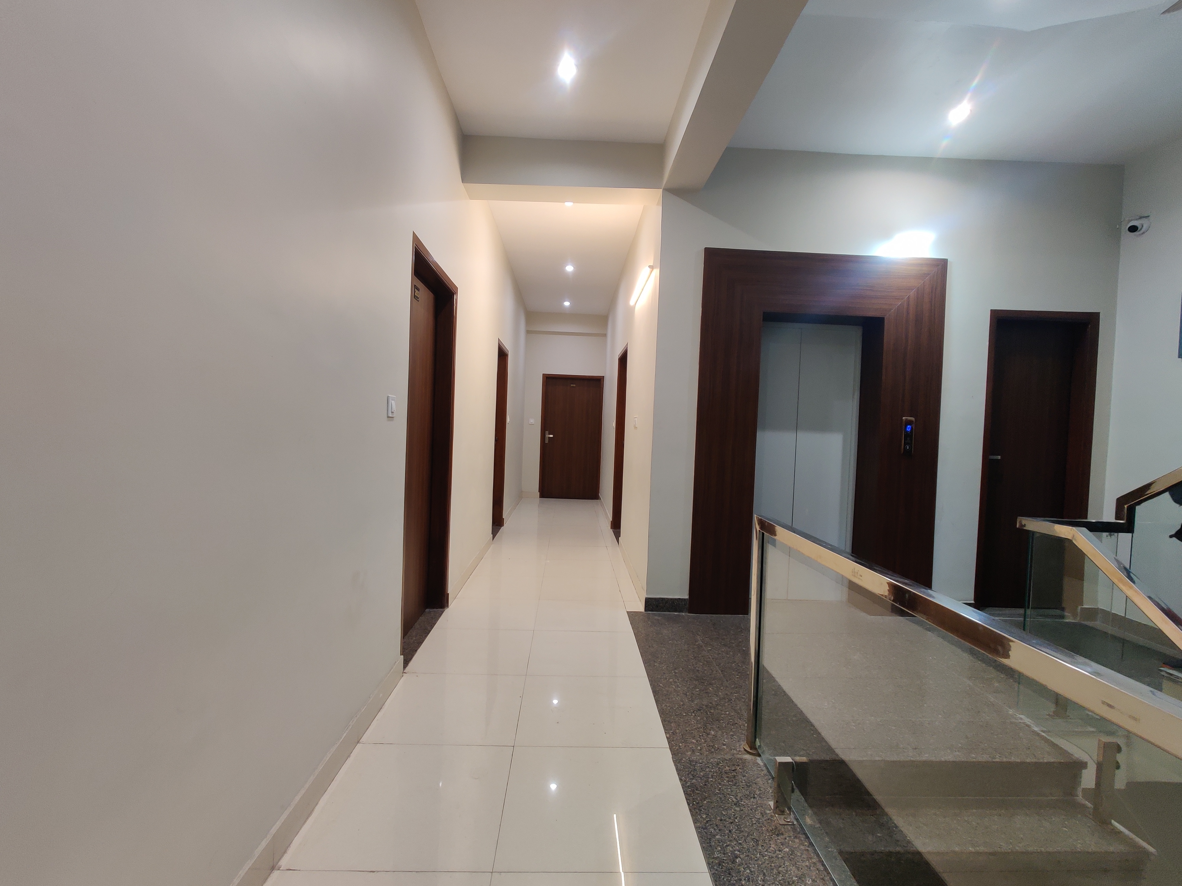 Hotel Horizon - Pratap Nagar - Tap to explore photos