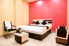 Siddhivinayak Luxury Stay I Near Kashi Vishwanath