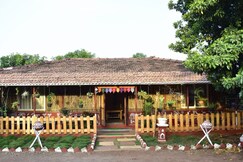 Vedkasturi Hotel