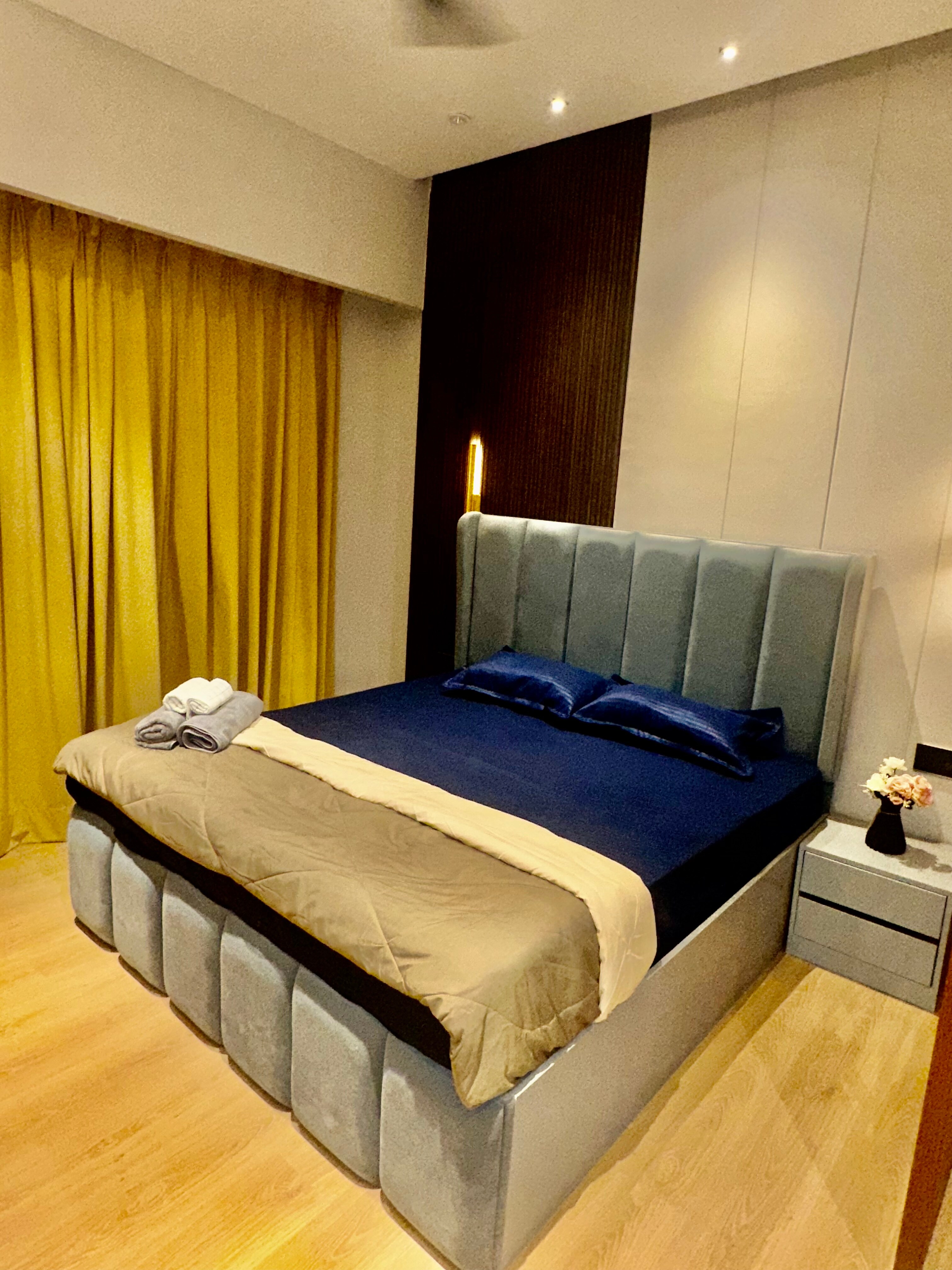 Trendy 3Star Airbnb Cozy Balcony - Tap to explore photos
