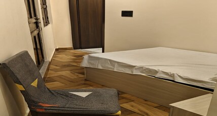 Hotel Hariom Paradise Room Type - Standard Non AC Room