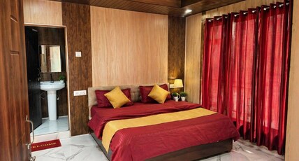 HOTEL DEVLOK Room Type - Double bed deluxe room with velly view