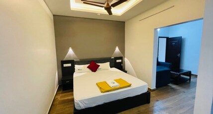IGLOO HERITAGE RESORTS Room Type - Suite Room AC With Living Room