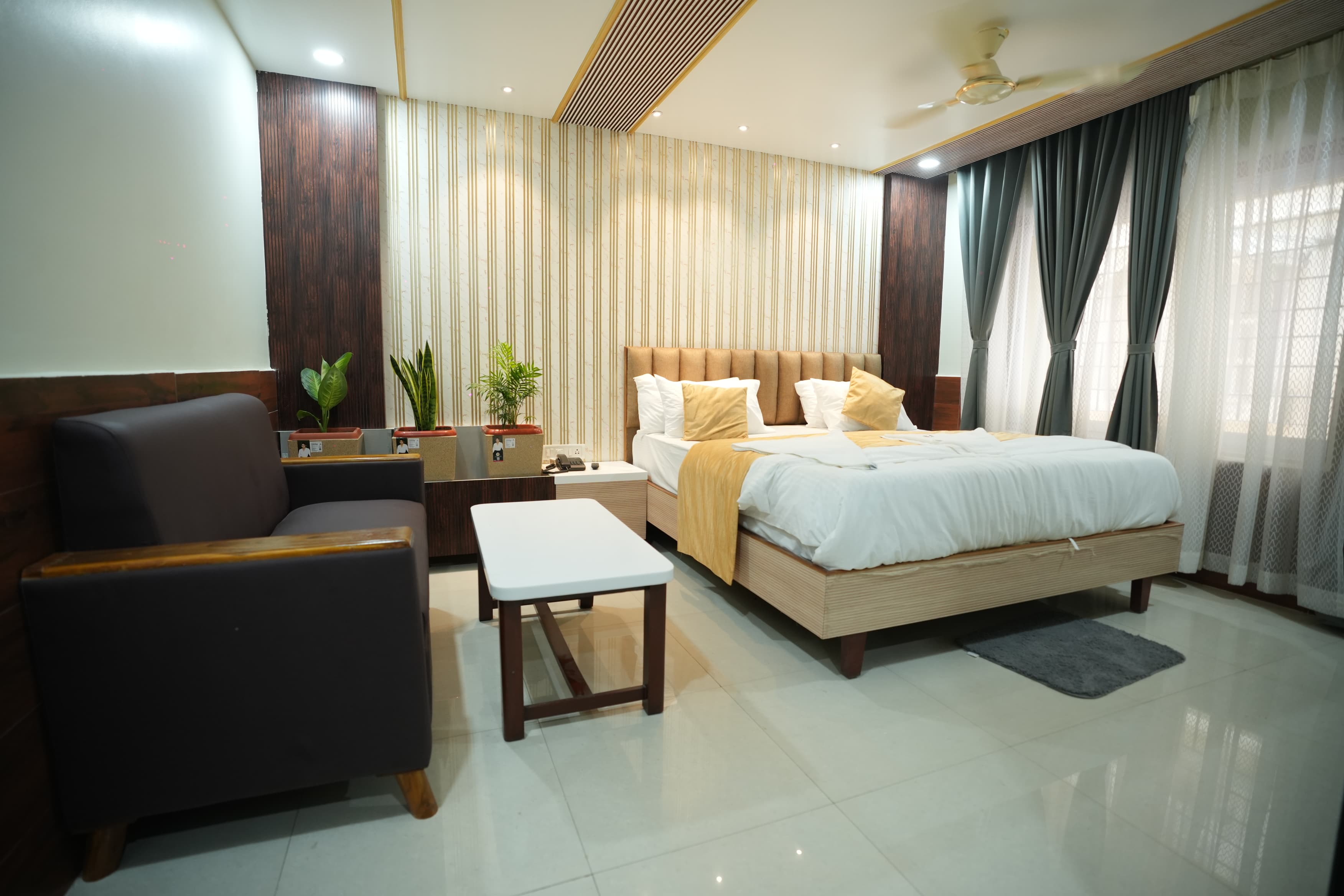 HOTEL SAI AMRIT RESIDENCY - Tap to explore photos
