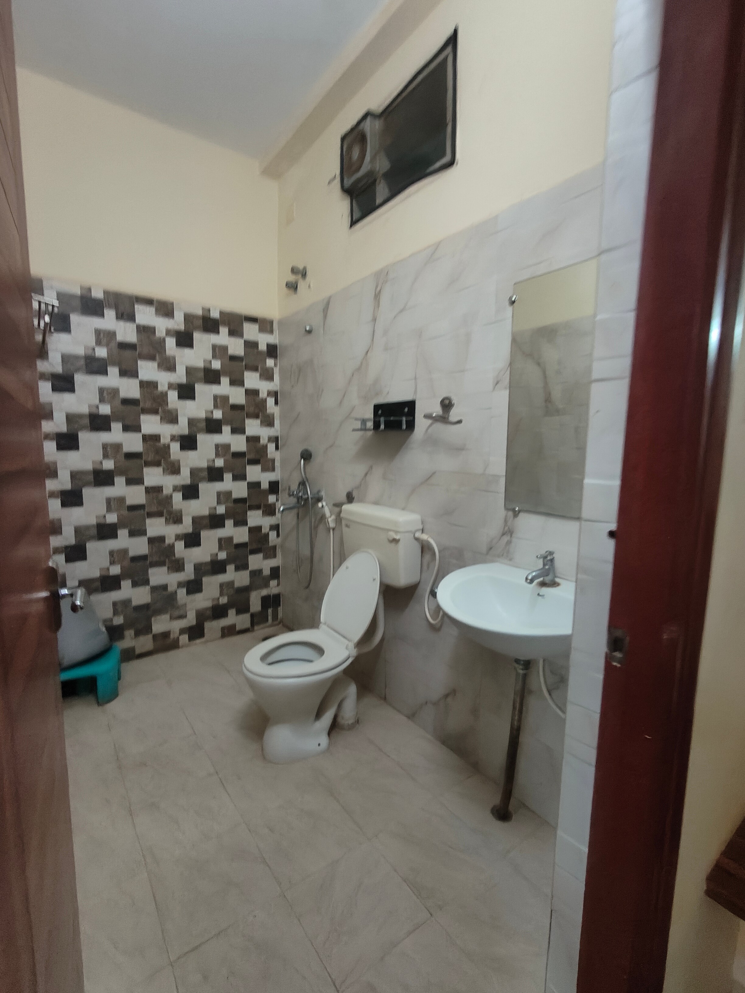 Hotel Mourya Paradise 51 kilometers from nellore - Tap to explore photos