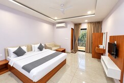 Address of Hotel Kailash Mansarover