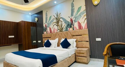 MK Regency Room Type - Suite Room with Bathtub