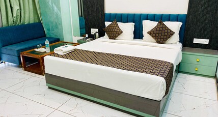 Hotel Mura Indore Room Type - Premium Room