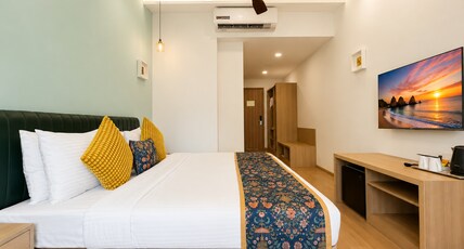 The Beachwalk Resort by Acron Room Type - Courtyard Premier Room