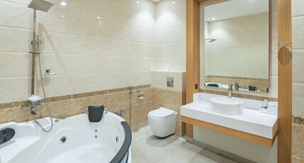 Radisson Blu Hotel, Buraidah Room Type - Junior Suite