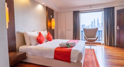 Seri Pacific Hotel Kuala Lumpur Room Type - Executive Suite with Lounge Access (No Kids allowed in Lounge) Seri Pacific Hotel Kuala Lumpur Room Type - Executive Suite with Lounge Access (No Kids allowed in Lounge)
