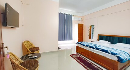 DREAM'S LODGE Room Type - Deluxe room AC