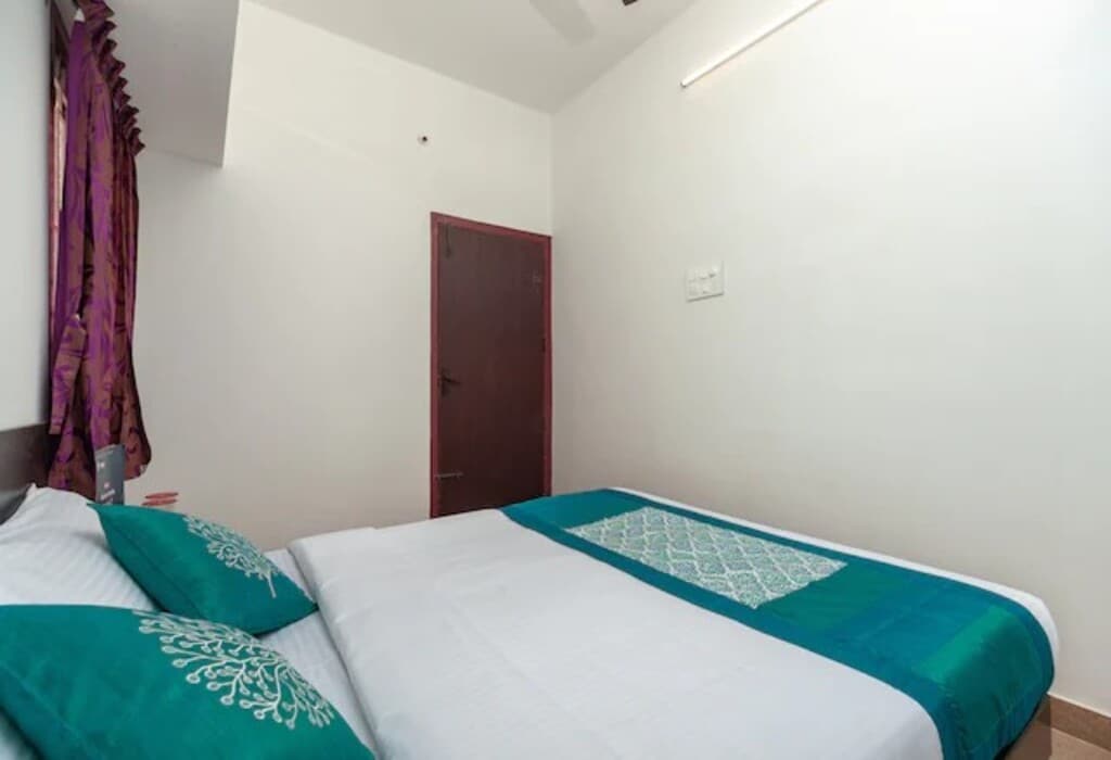 Varun residency - Tap to explore photos