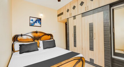 Hotel O Velachery Near Devi Karumariamman Nagar Extension Room Type - Classic