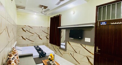 Royal Residency Room Type - Double Deluxe Room