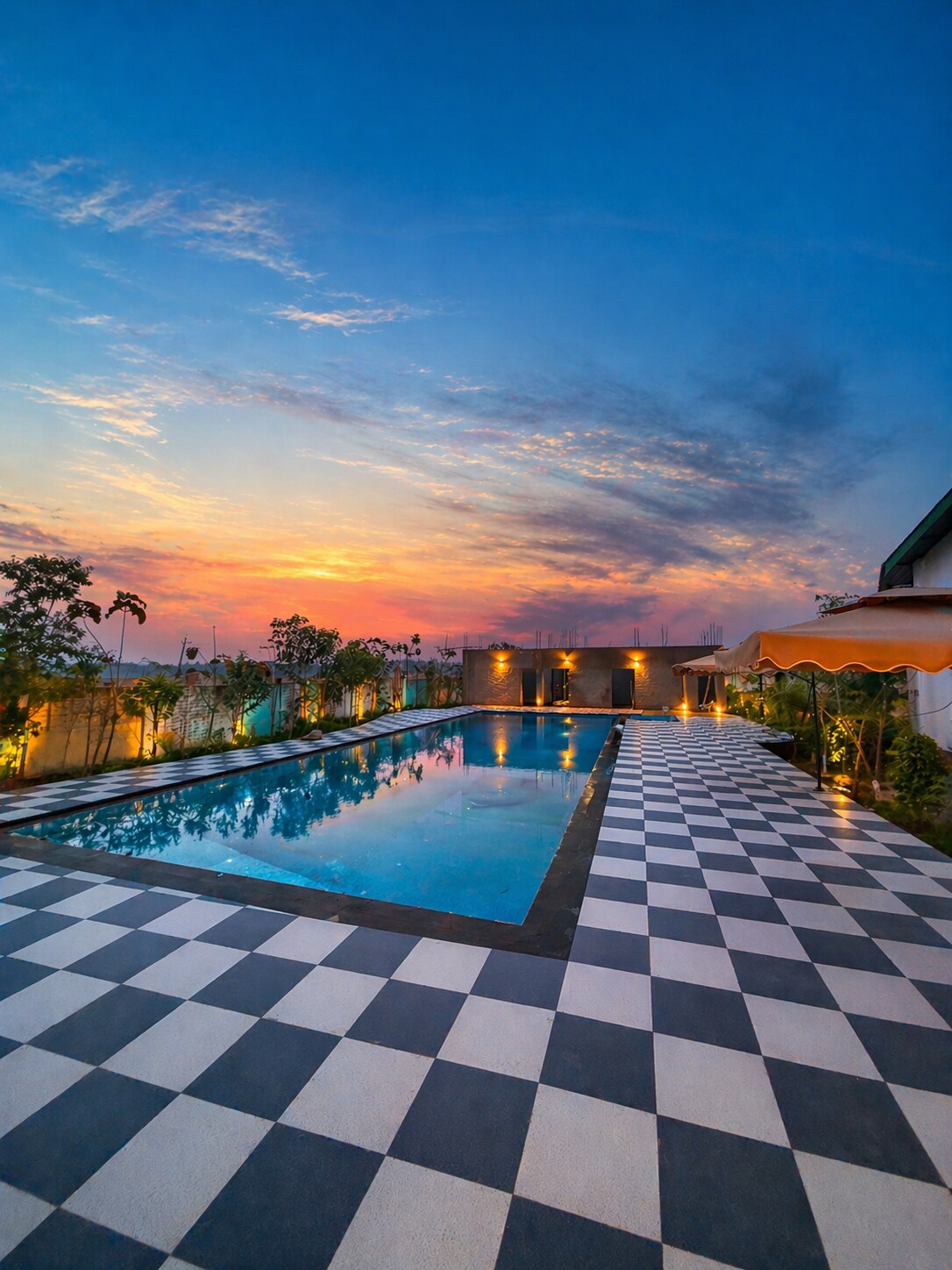 THE GOLDEN PALM RESORT & HOTEL - Tap to explore photos