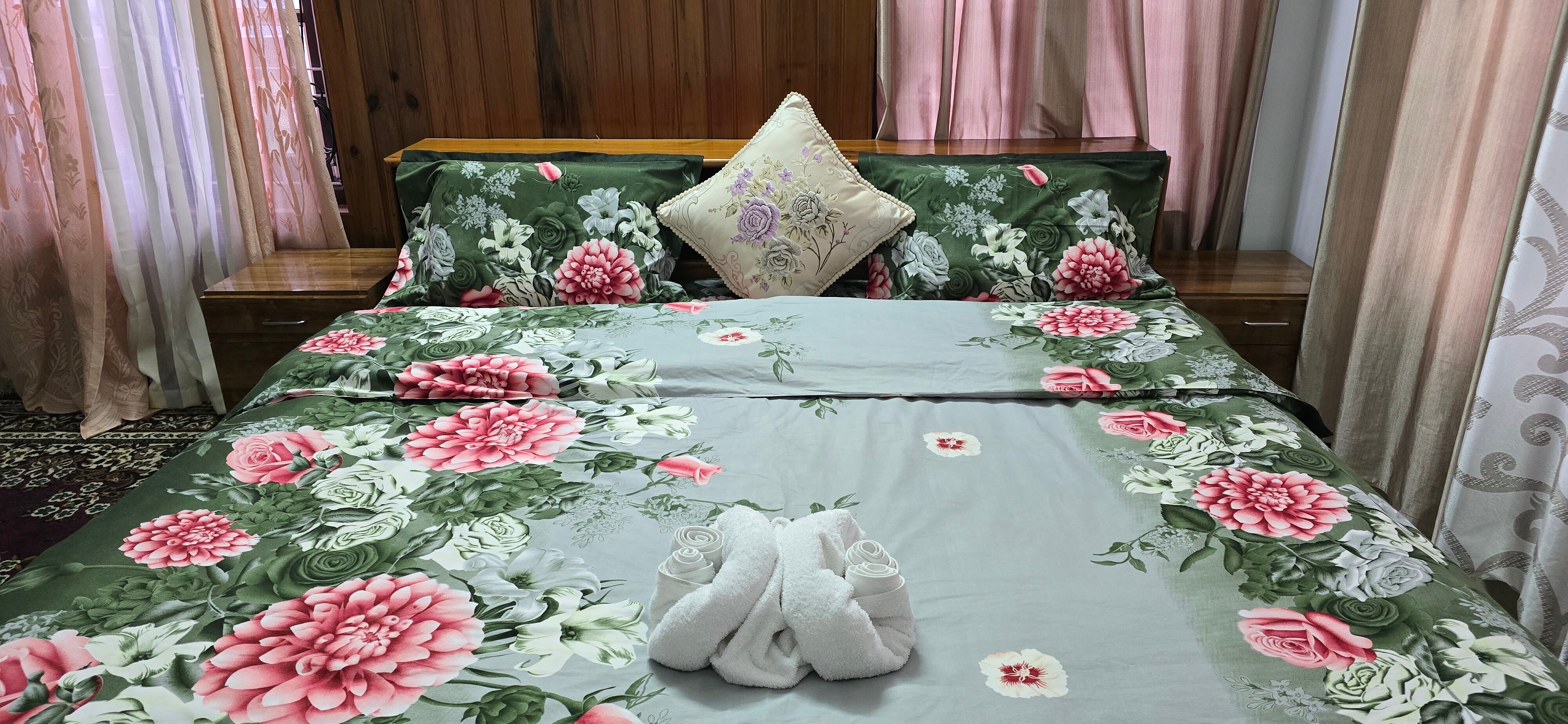 Myodi-Yasi Homestay - Tap to explore photos