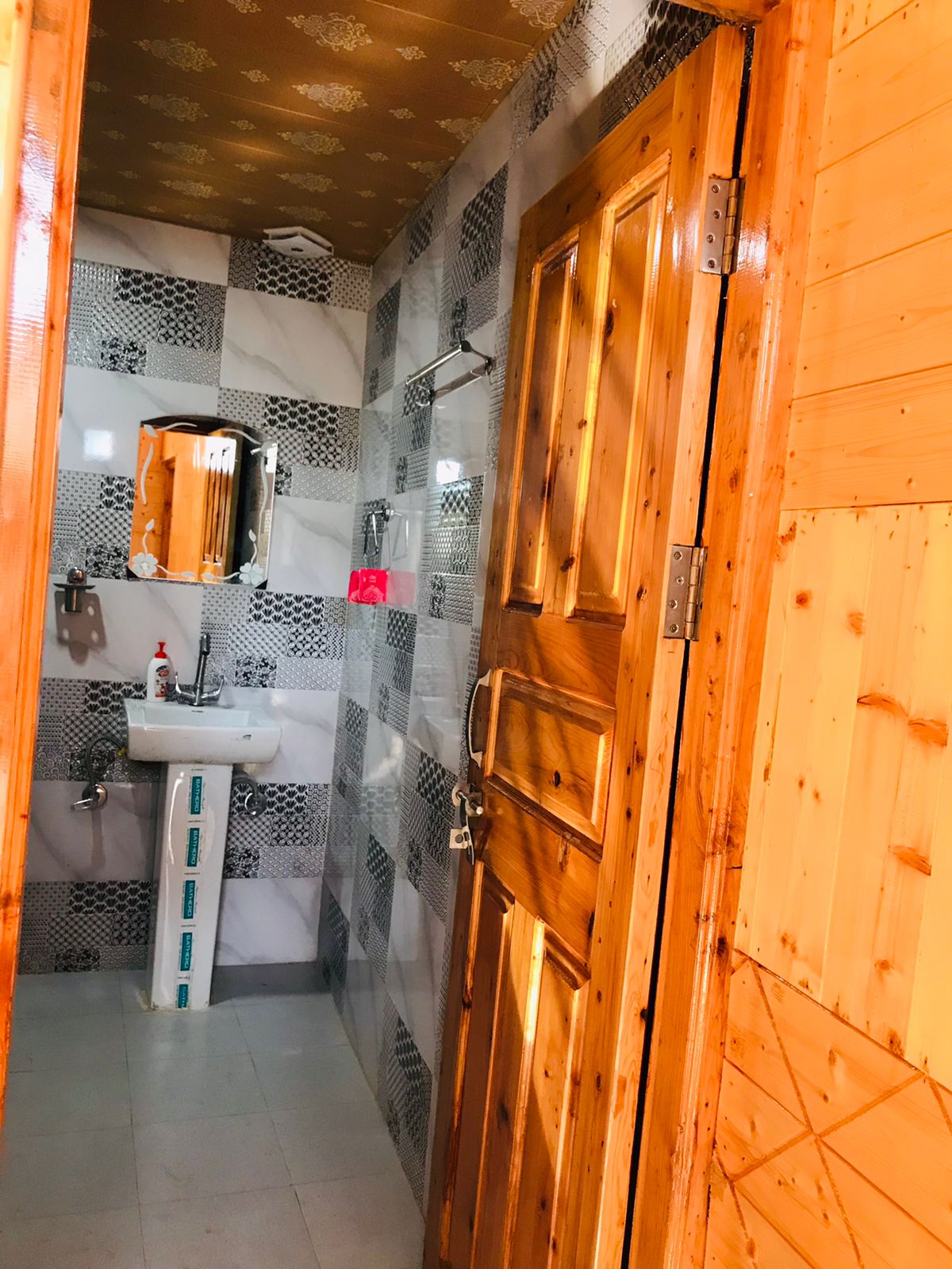 Rajesh Homestay - Tap to explore photos