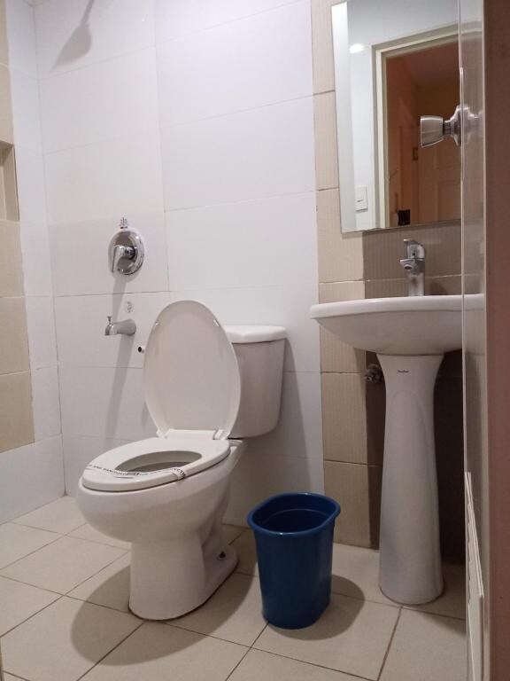 Hotel Sogo Edsa Caloocan - Tap to explore photos