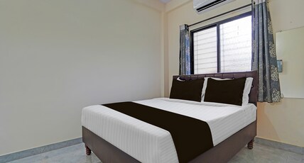 Super Hotel O CRPF Crossway Formerly V7 Inn Service Apartment Room Type - Classic Super Hotel O CRPF Crossway Formerly V7 Inn Service Apartment Room Type - Classic
