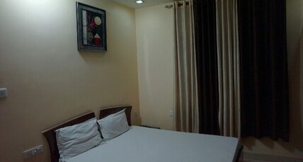 Hotel Shashank Room Type - Deluxe