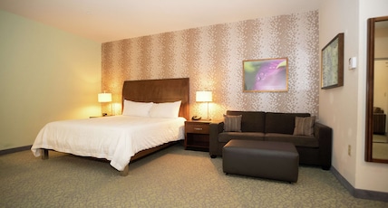 Hilton Garden Inn Covington Room Type - 1 KING ACC RM W BATHTUB