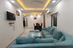 Luxury Stays in 3BHK Apartment | Malviya Nagar