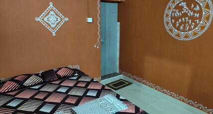 Swasthi Home Stay Room Type - Deluxe Non AC Room