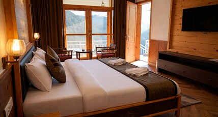 The Green Solitude Room Type - 2 Bedrooms Cottage with Private Balcony