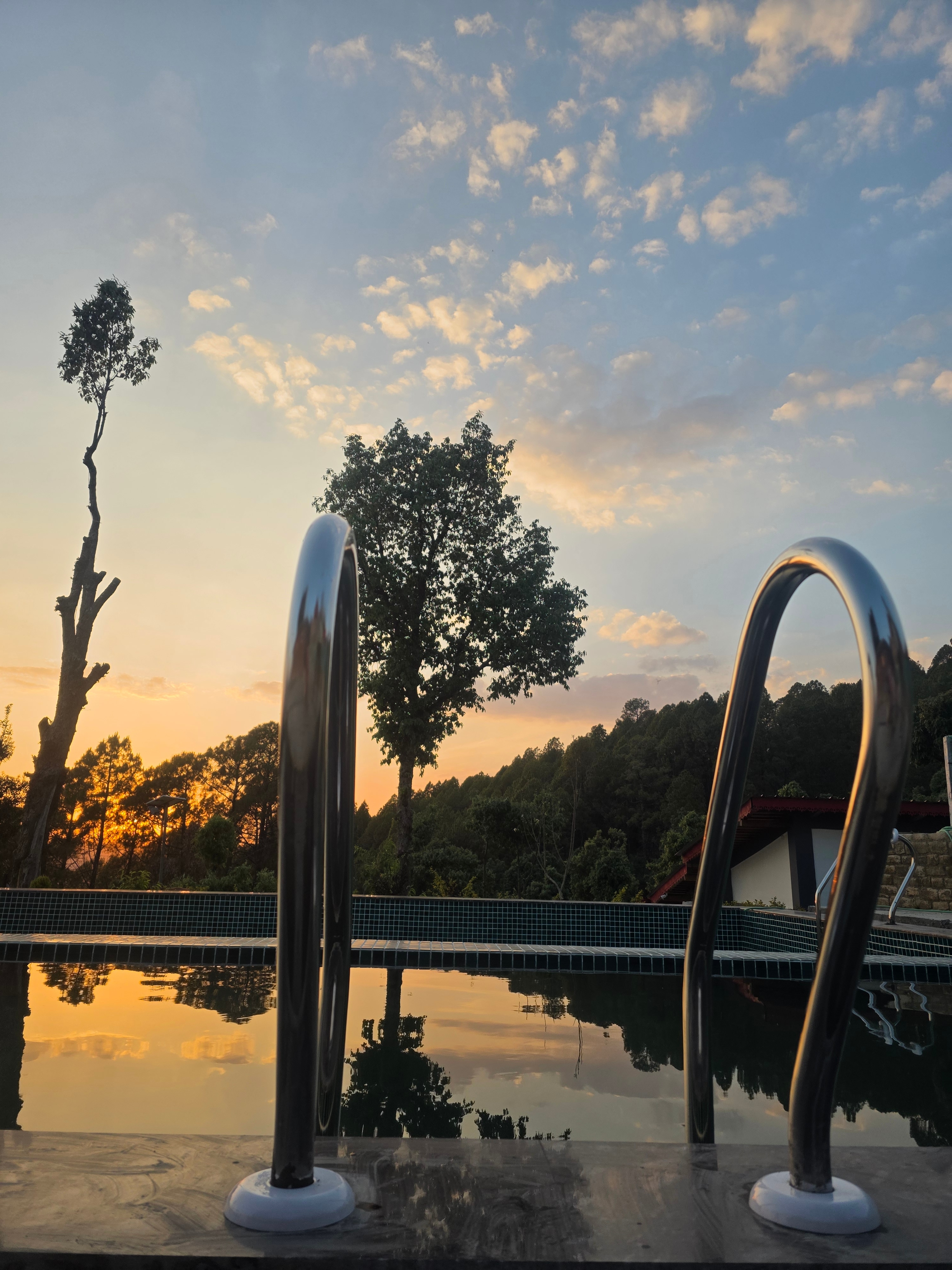 The Jungle Hook Binsar - Tap to explore photos