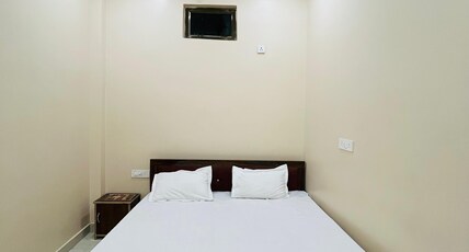 Laxmi chandra palace Room Type - Non Deluxe room